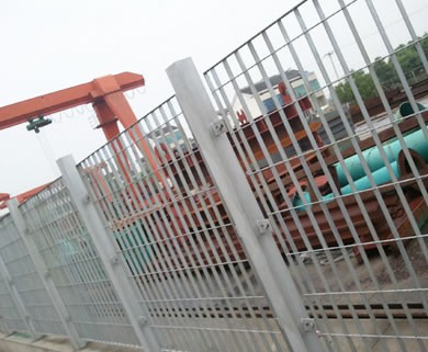 鋼格柵護欄